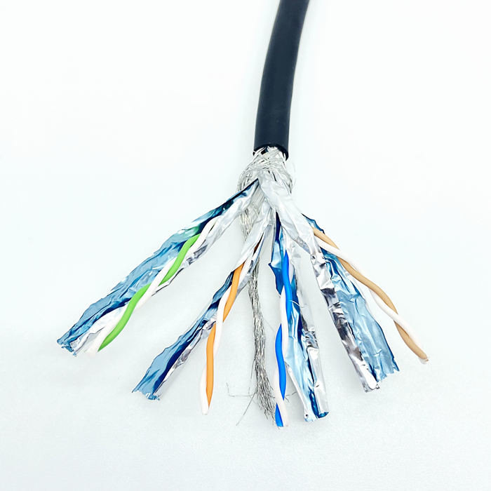 Fully Shielded CAT7 10Gbps Network Cable 600MHz For Data Centers