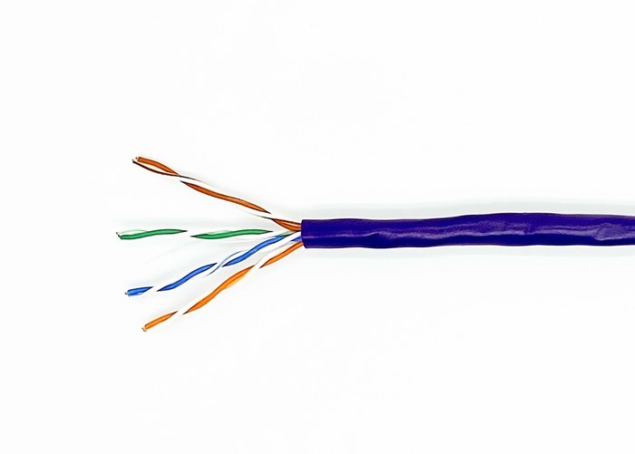 Purple PVC Unshield 24AWG CAT5E Lan Cable , Bulk Network Cable 4 Pairs CCA/BC